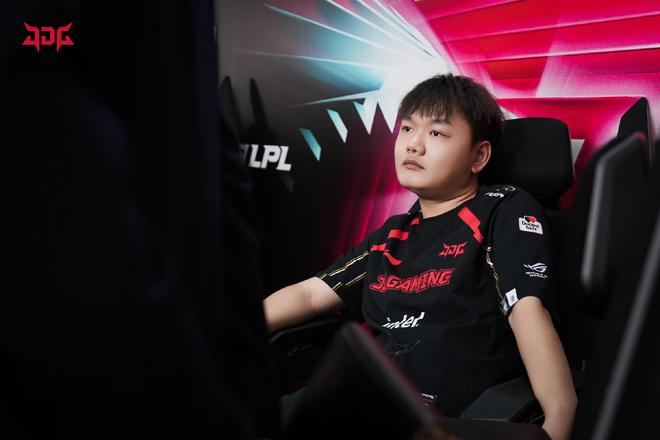 比赛期间的 比赛期间的