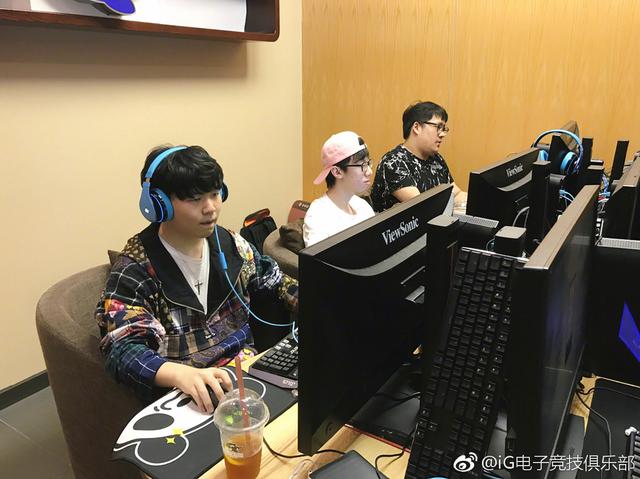 个月的RT